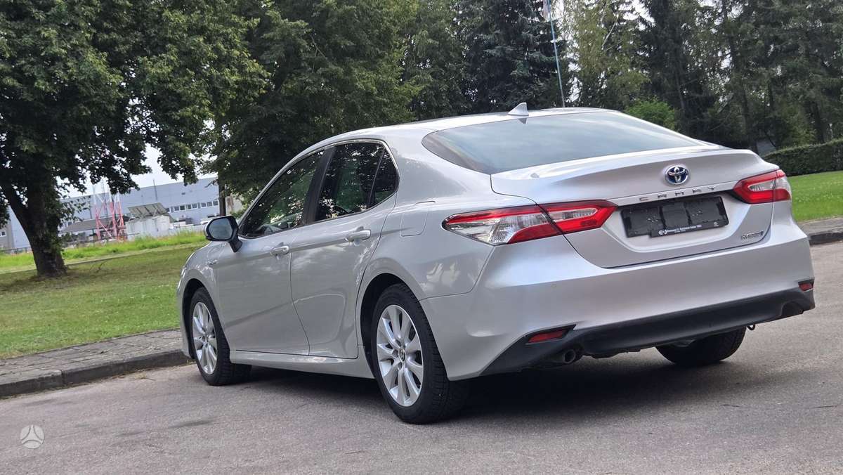Toyota Camry - 7