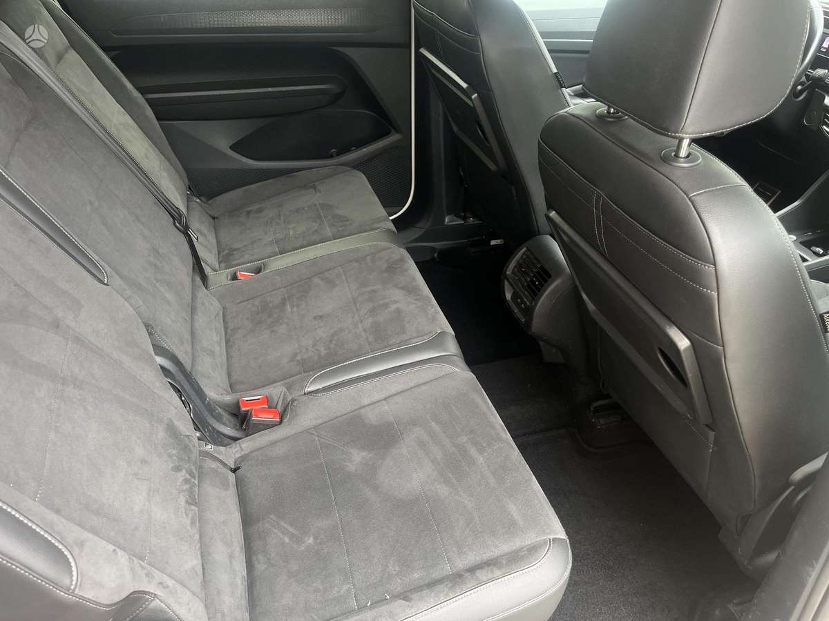 Volkswagen Caddy Maxi - 11