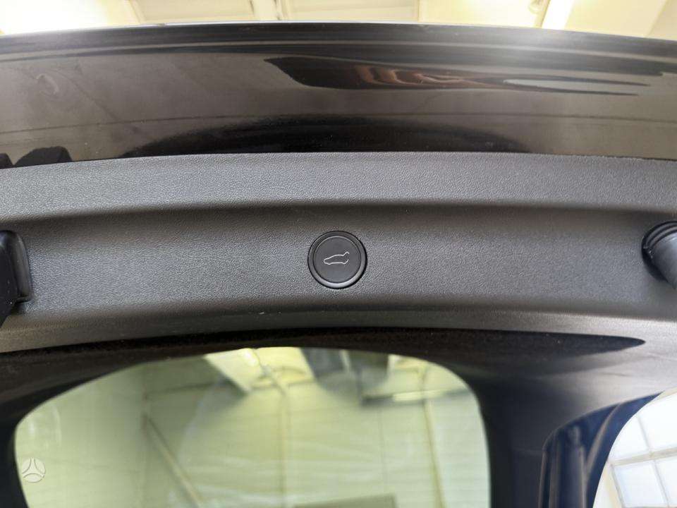 Tesla Model Y, 75 кВт·ч, Хэтчбек