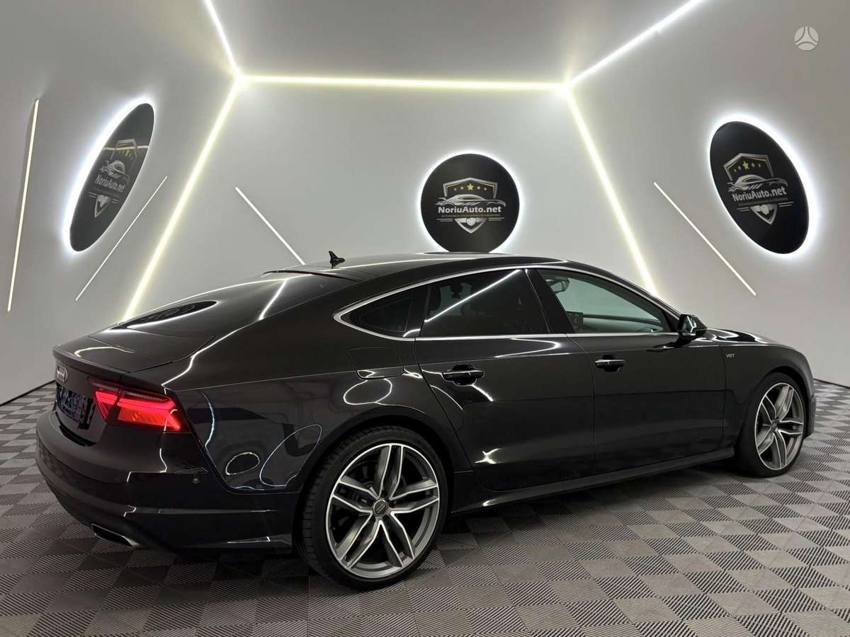 Audi A7, 3.0 l., hatchback