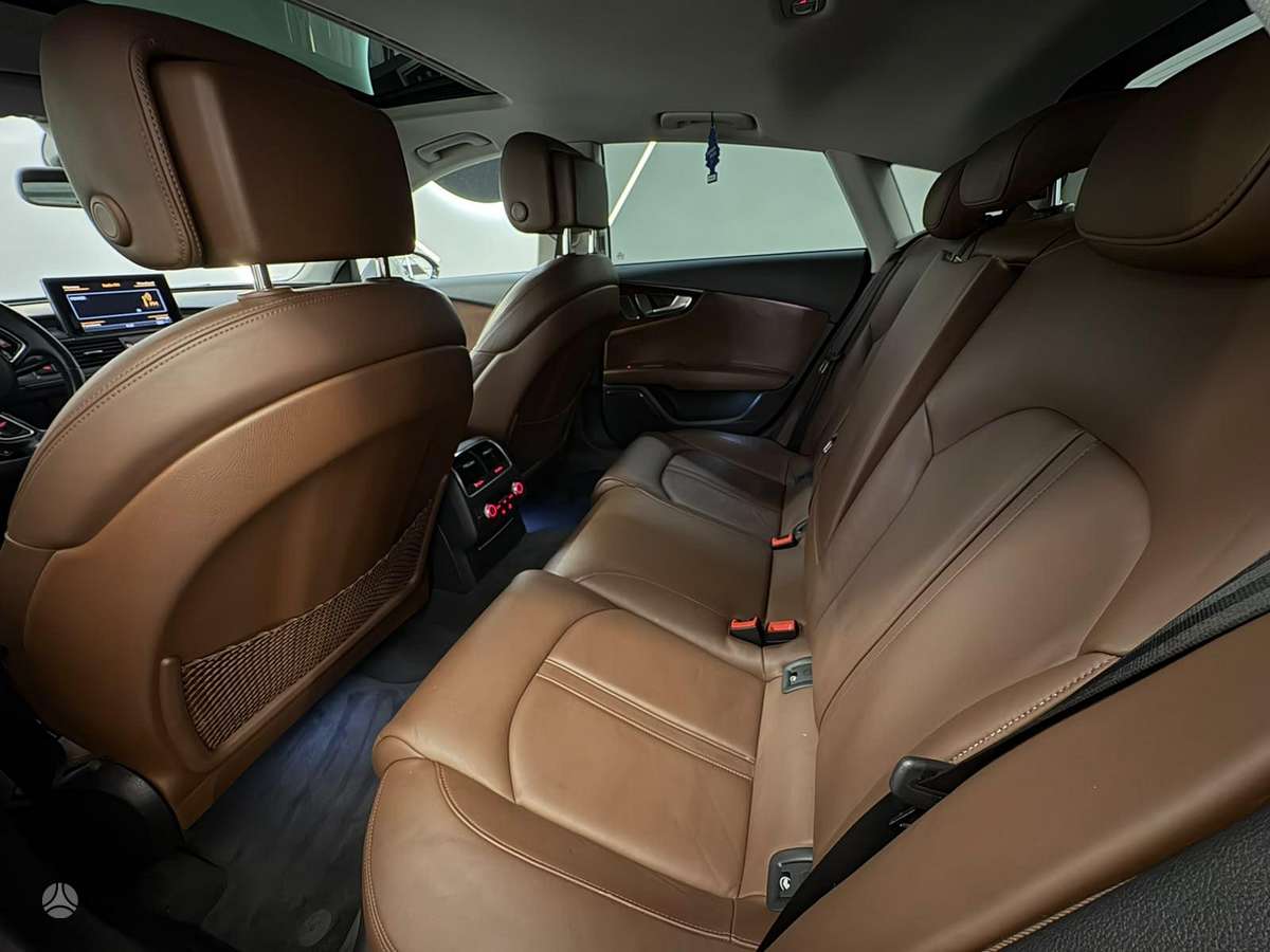 Audi A7, 3.0 l., hatchback