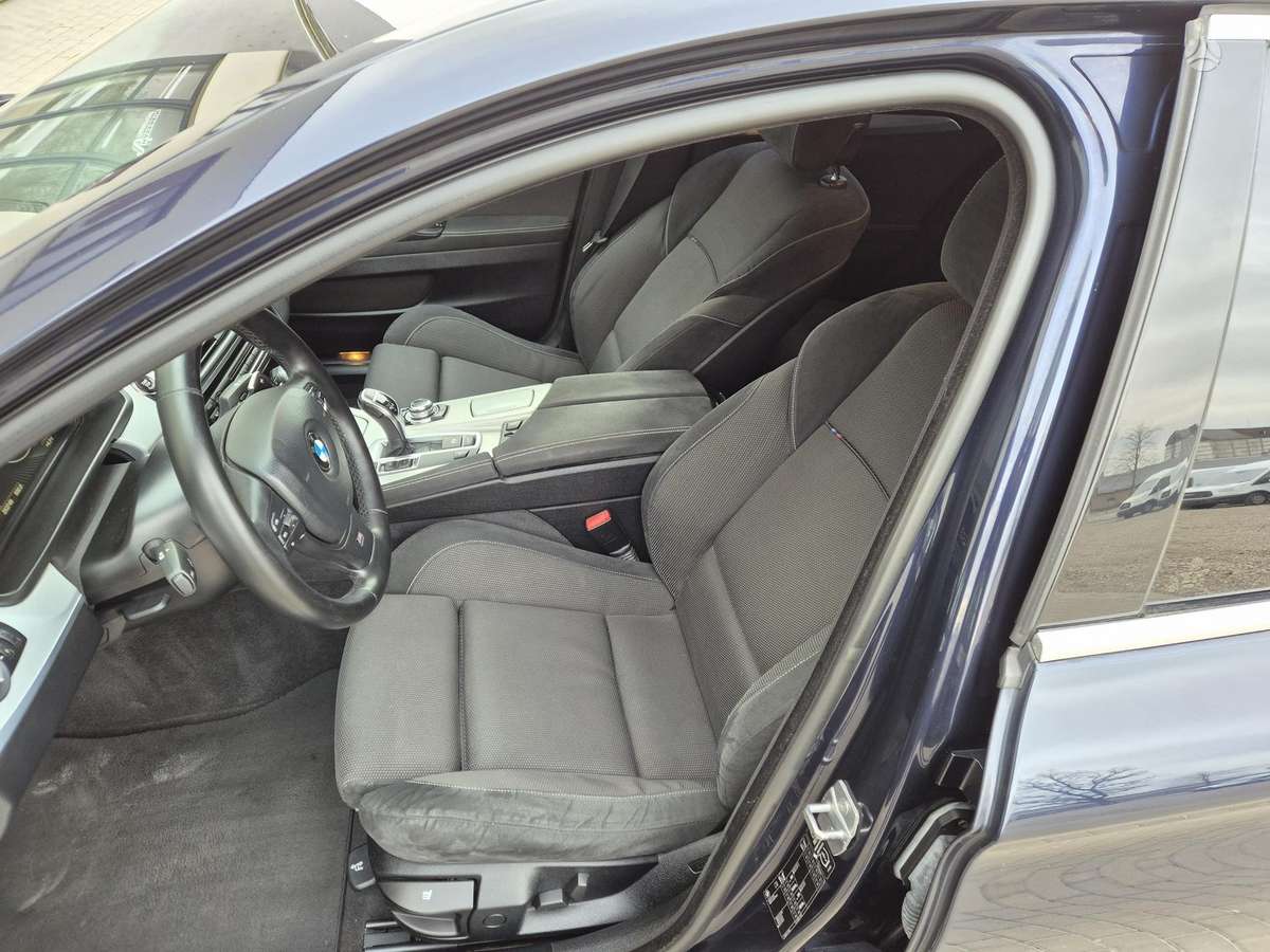 BMW 520, 2.0 l., Седан