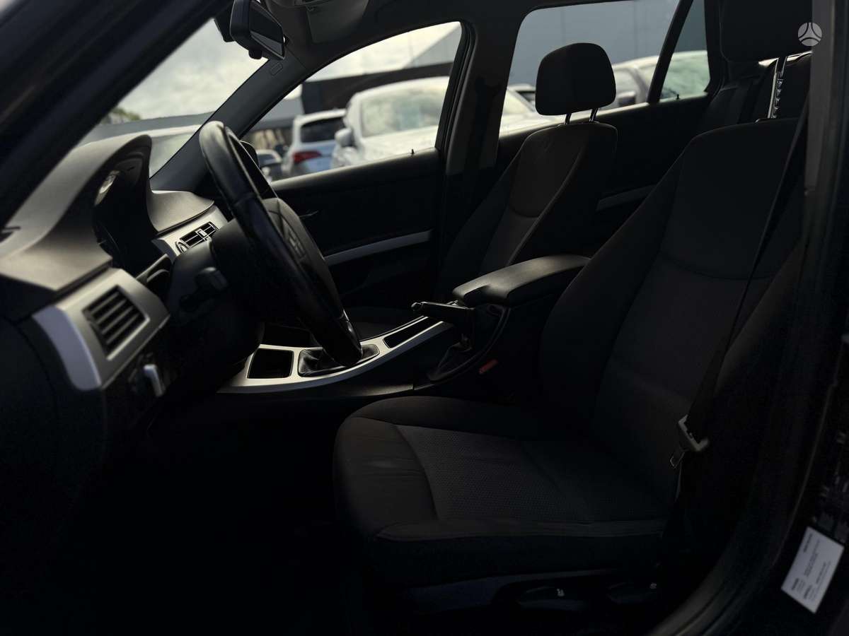 BMW 320, 2.0 l., wagon