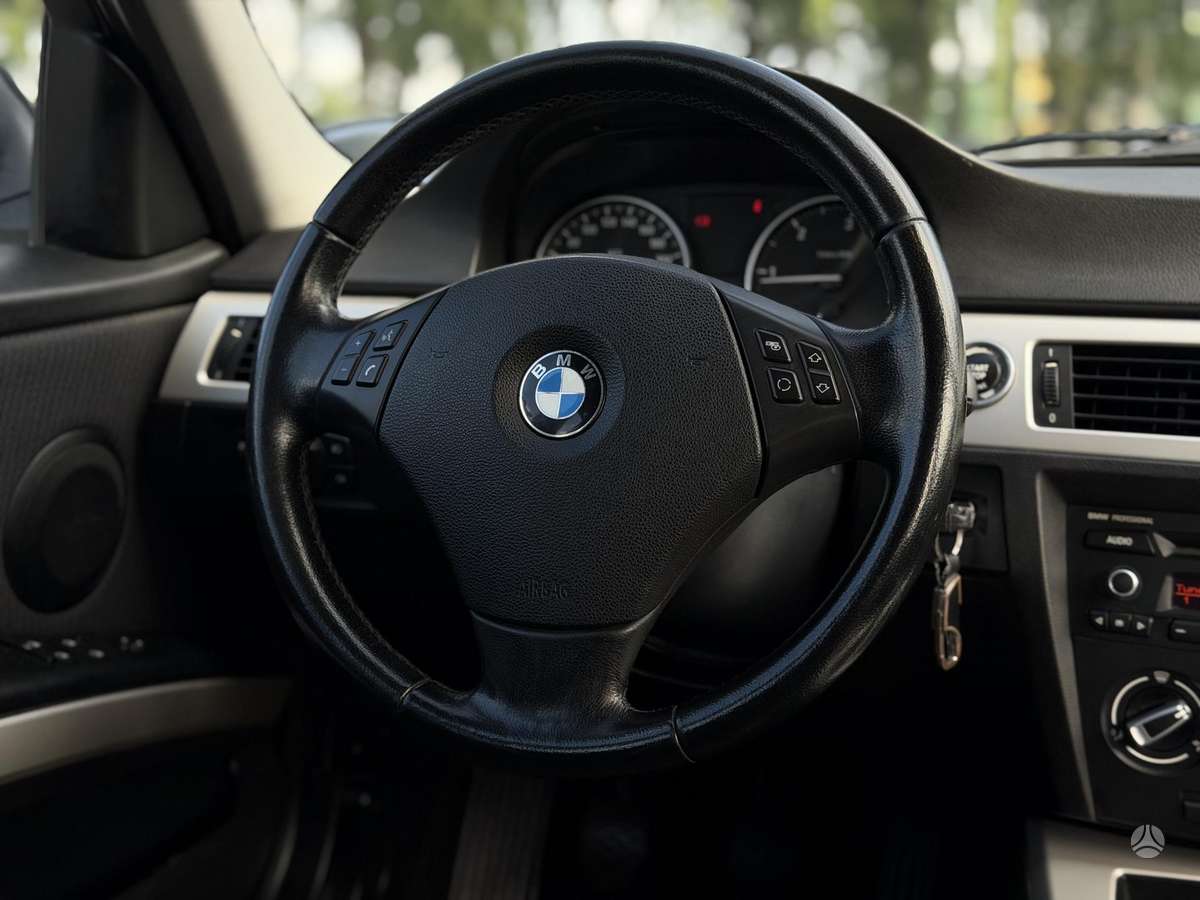 BMW 320, 2.0 l., wagon
