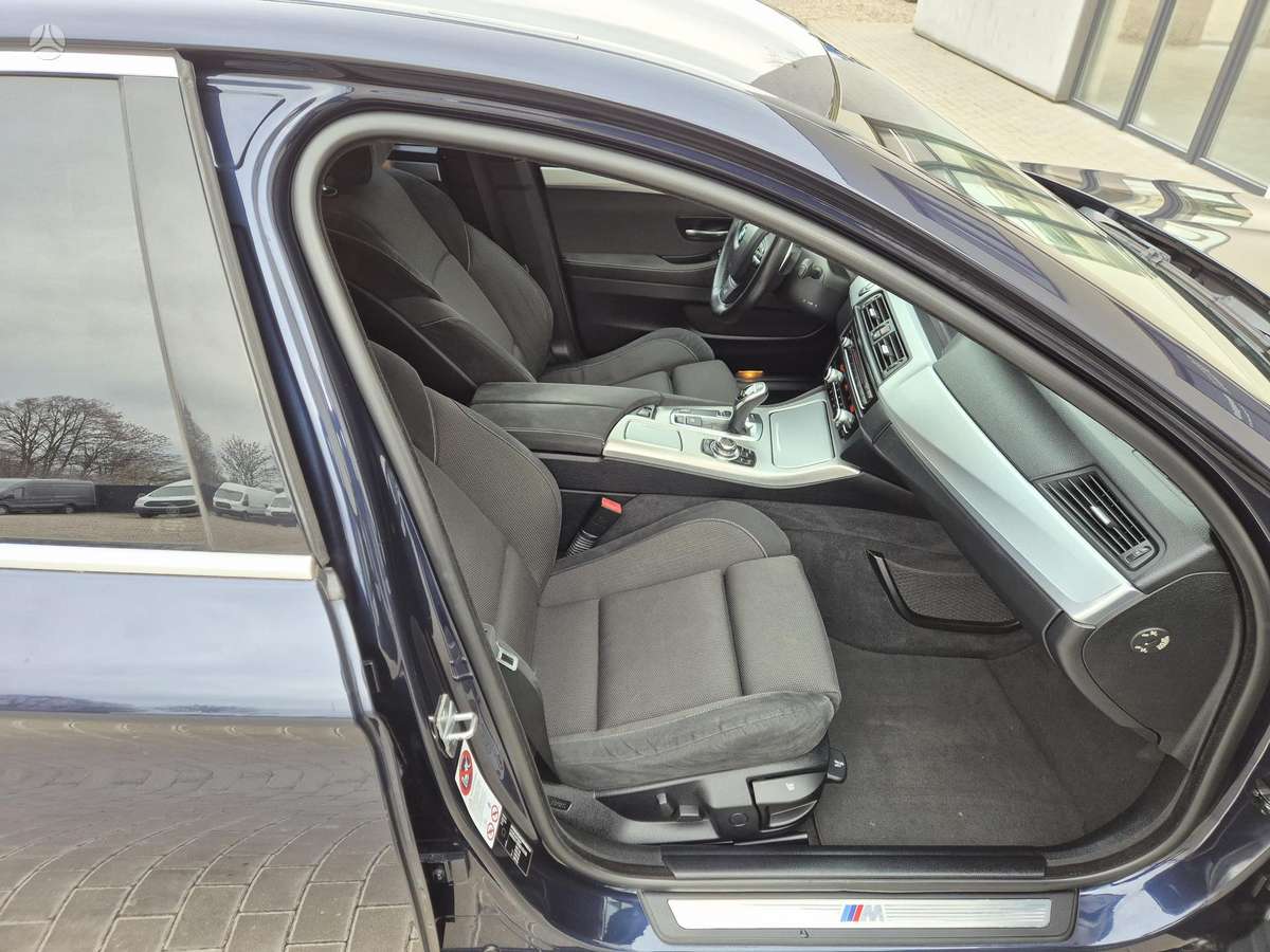 BMW 520, 2.0 l., Седан