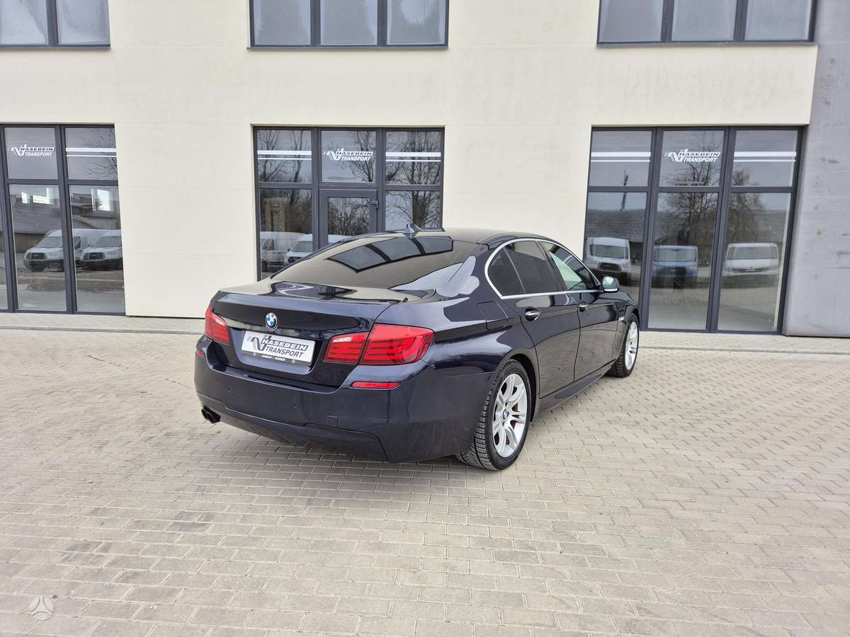 BMW 520, 2.0 l., Седан