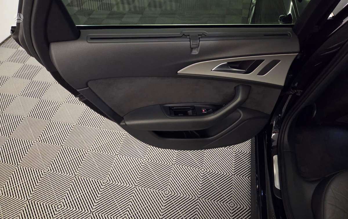 Audi A6, 2.0 l., universalas