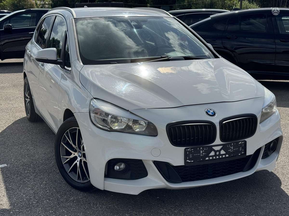 BMW 218 Active Tourer, 1.5 l., Хэтчбек