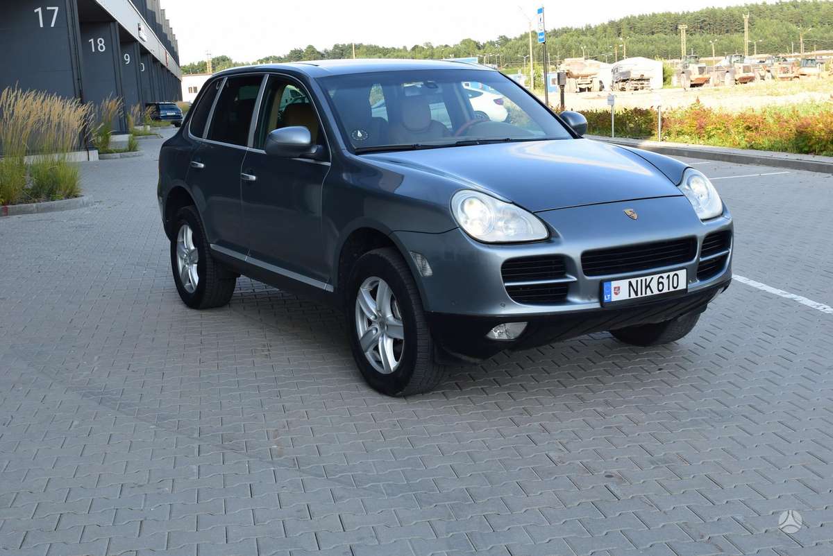 Porsche Cayenne - 3