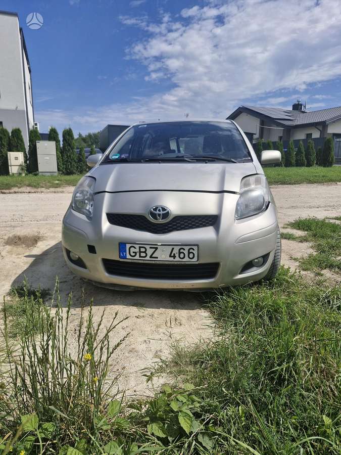 Toyota Yaris - 6