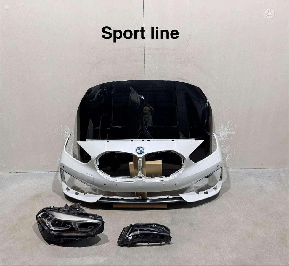 BMW 1 serija F40