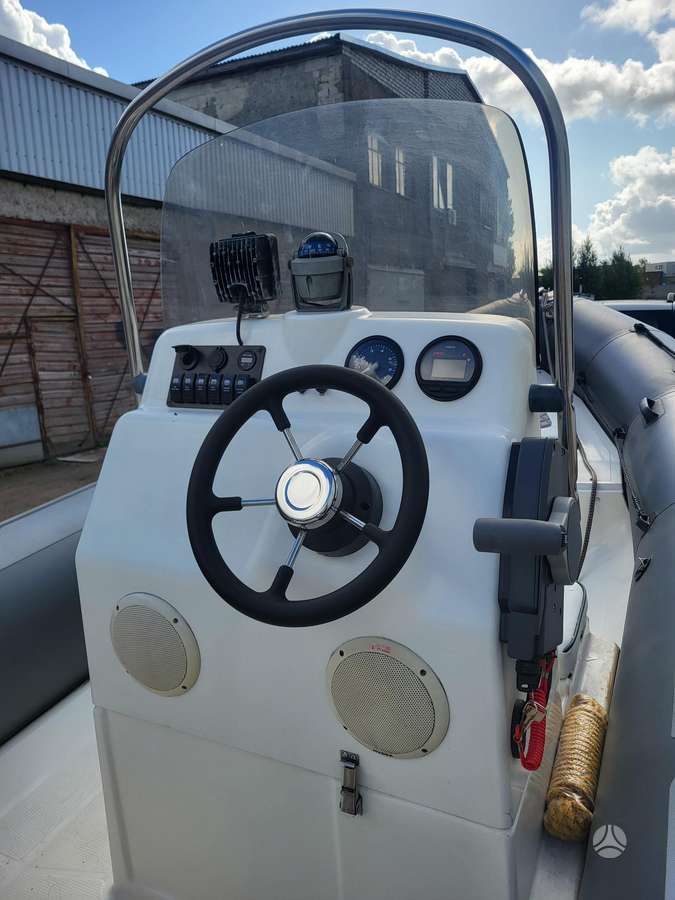 Zodiac Explorer, яхты / катера