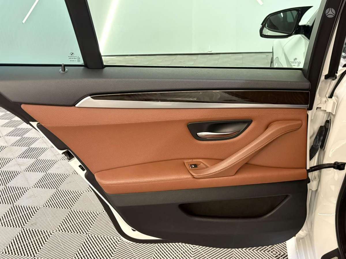 BMW 520, 2.0 l., Универсал