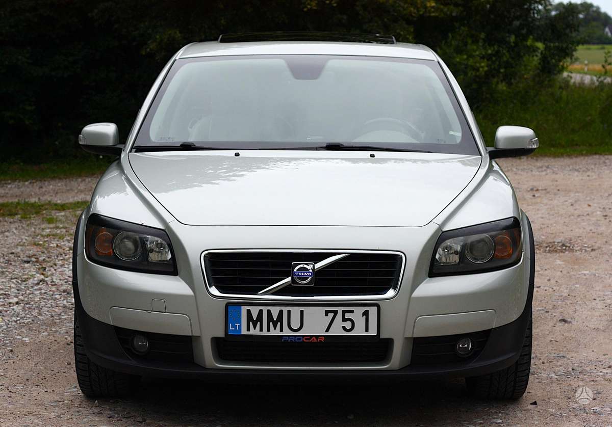 Volvo C30, 1.6 l., hatchback