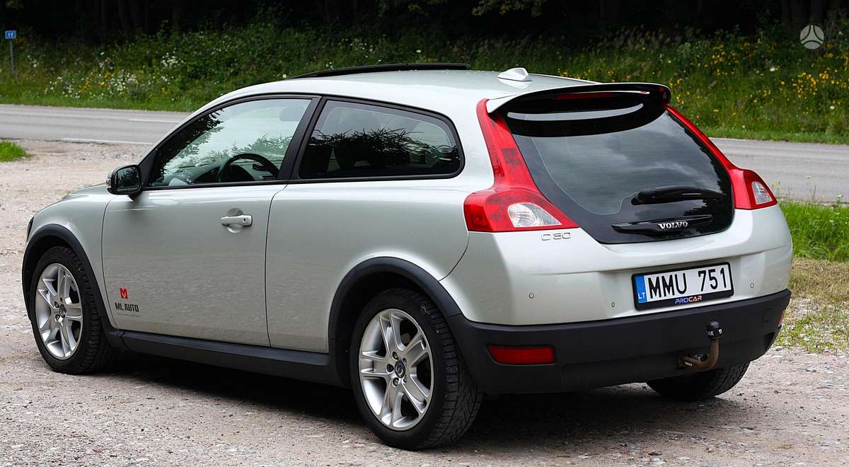 Volvo C30, 1.6 l., hatchback