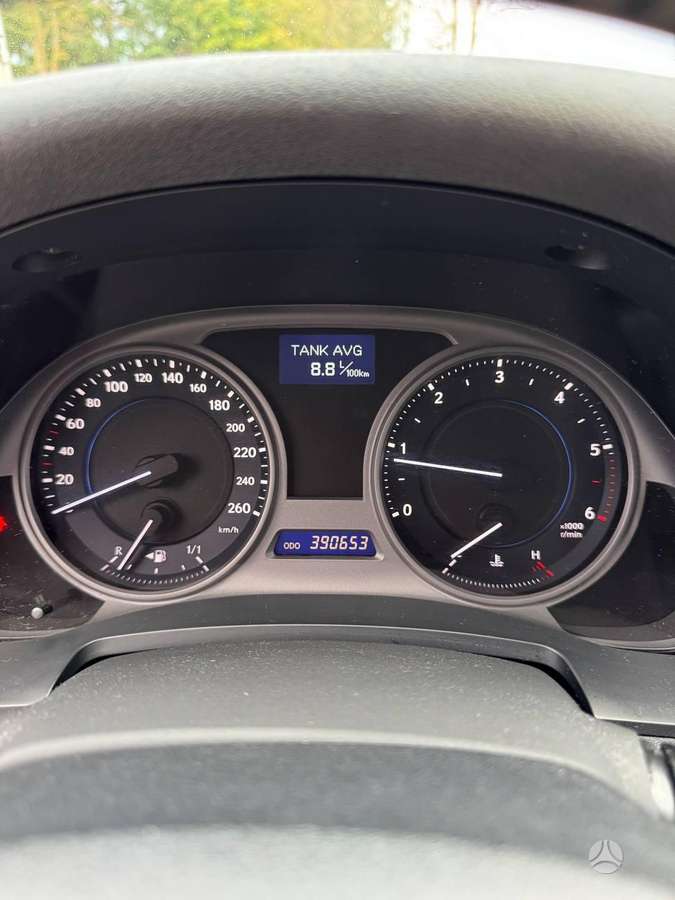 Lexus IS 220, 2.2 l., Седан