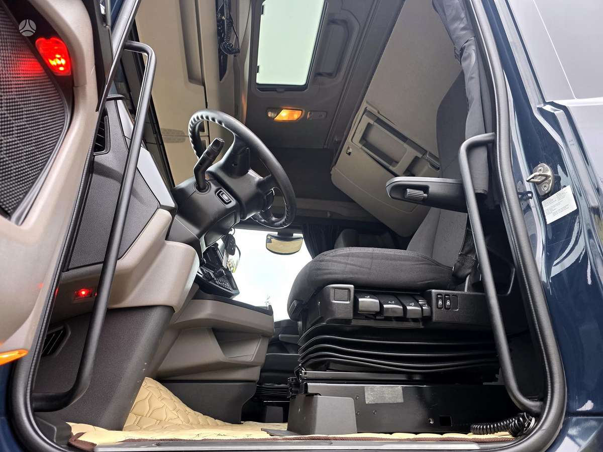 Scania S450 Euro6  SMART2, double sleeper