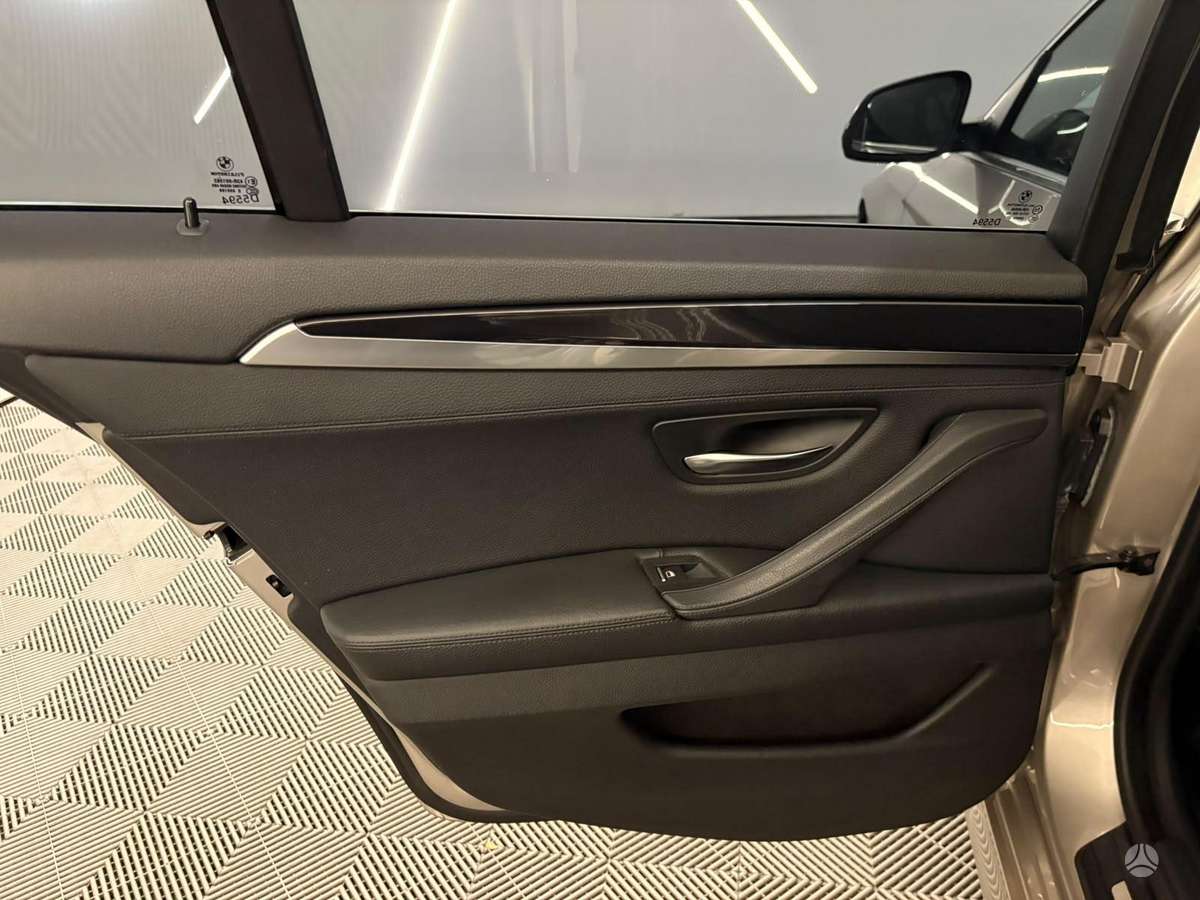 BMW 530, 3.0 l., Универсал
