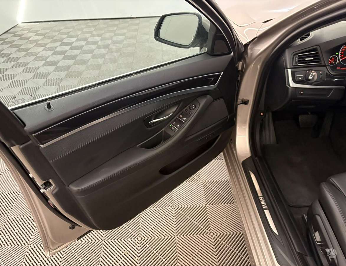BMW 530, 3.0 l., Универсал