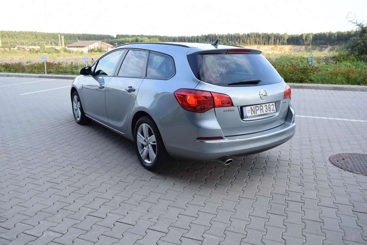 Opel Astra, 2.0 l., Универсал