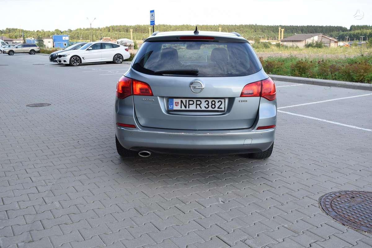 Opel Astra, 2.0 l., Универсал