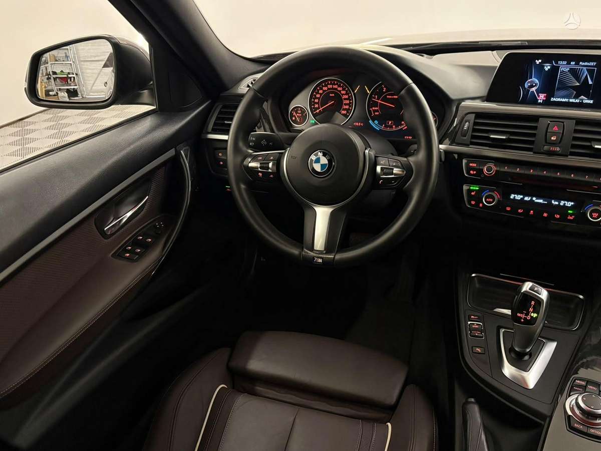 BMW 320, 2.0 l., wagon