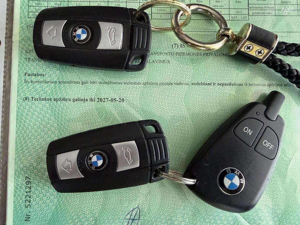 BMW 525, 2.5 l., Универсал