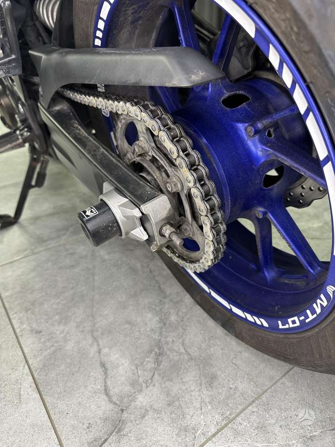 Yamaha MT 07 700cc, street / классические