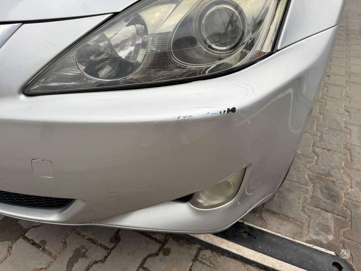 Lexus IS 220, 2.2 l., Седан