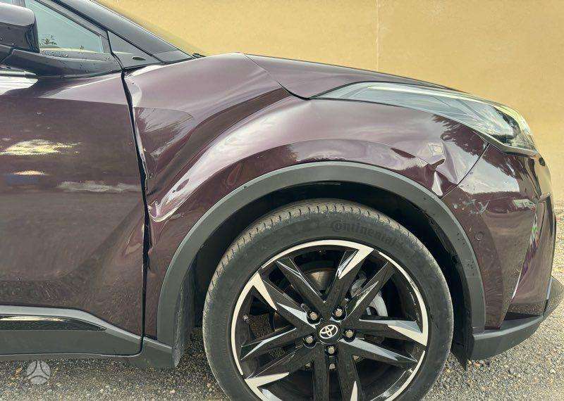 Toyota C-HR - 6