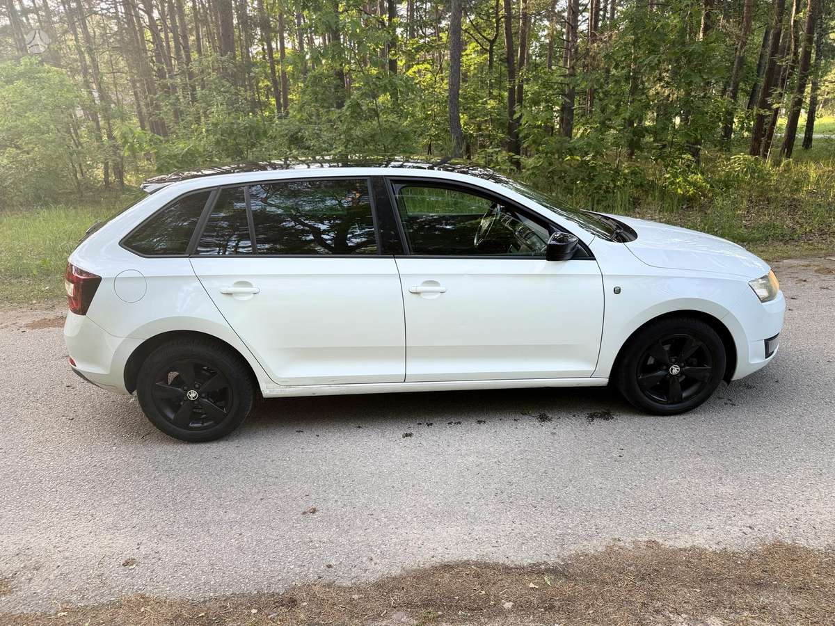 Škoda Rapid - 8