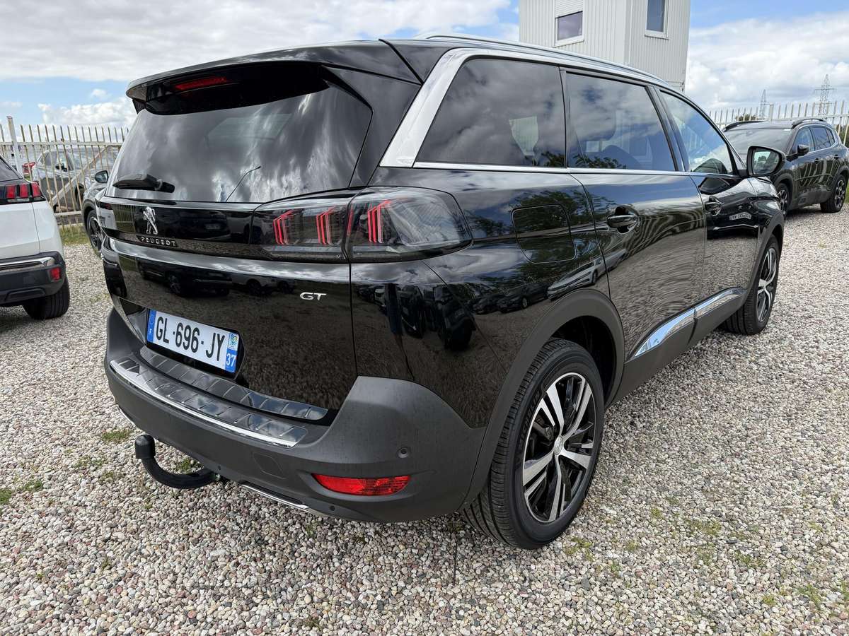Peugeot 5008 - 8