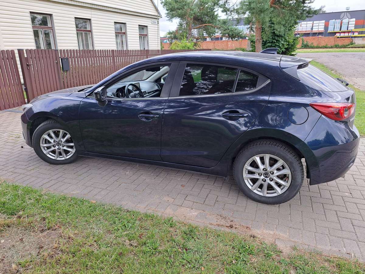 Mazda 3, 2.2 l., Хэтчбек