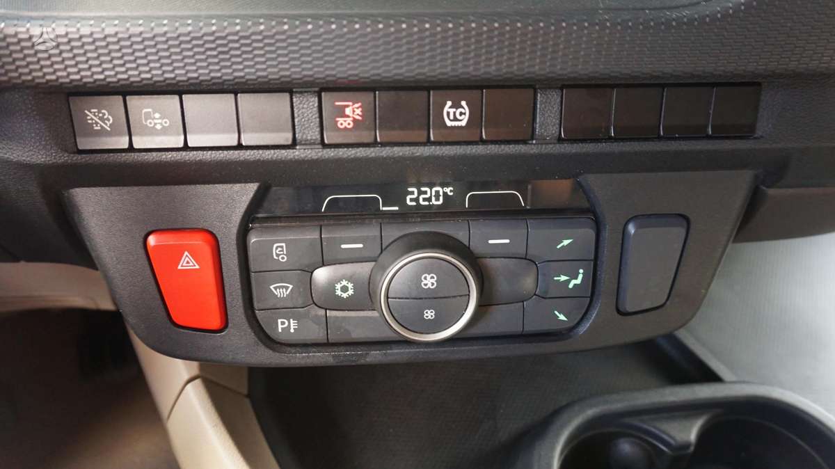 DAF XG480, 2 спальных места