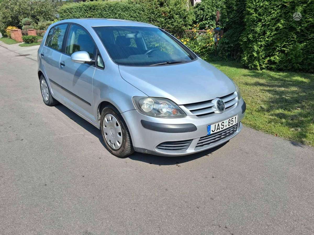 Volkswagen Golf Plus - 1