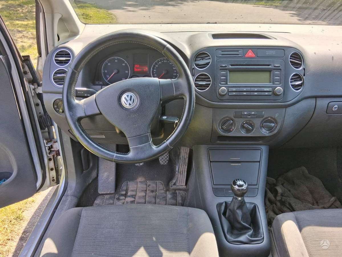 Volkswagen Golf Plus - 7