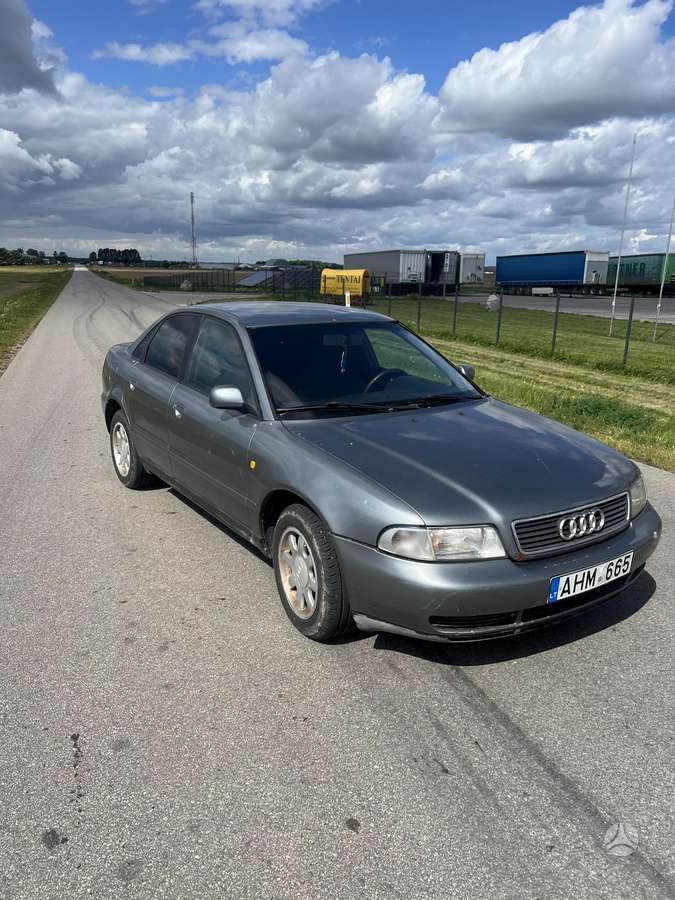 Audi A4, 1.9 l., Седан