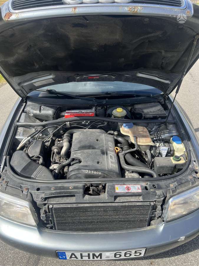 Audi A4, 1.9 l., Седан