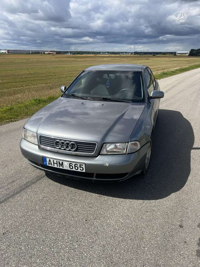 Audi A4, 1.9 l., Седан