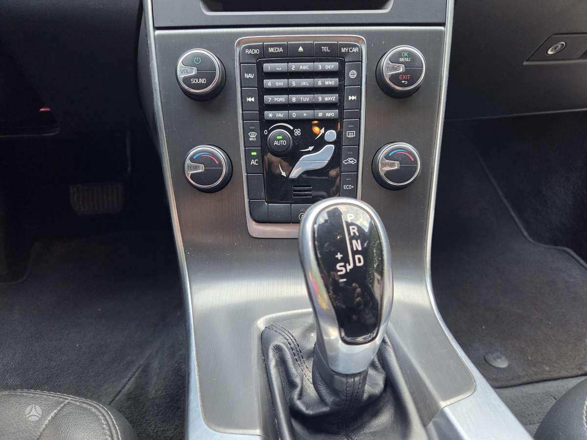 Volvo V60 - 11