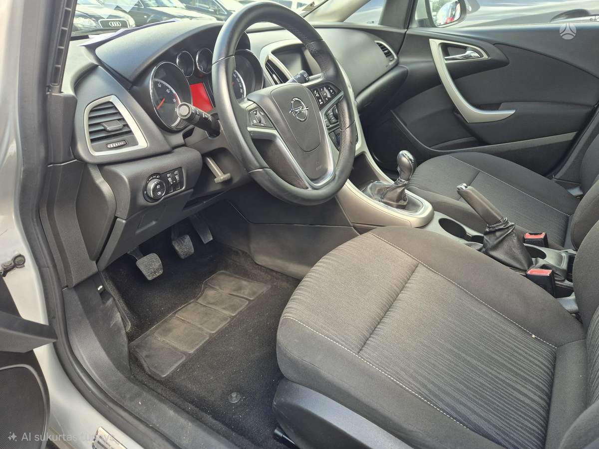 Opel Astra, 1.6 l., hatchback