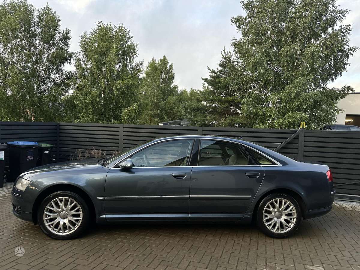 Audi A8, 4.1 l., Седан