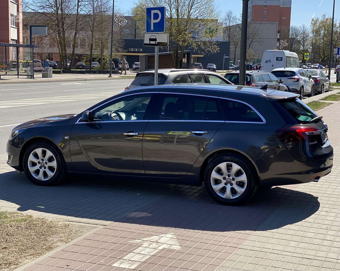 Opel Insignia, 2.0 l., Универсал