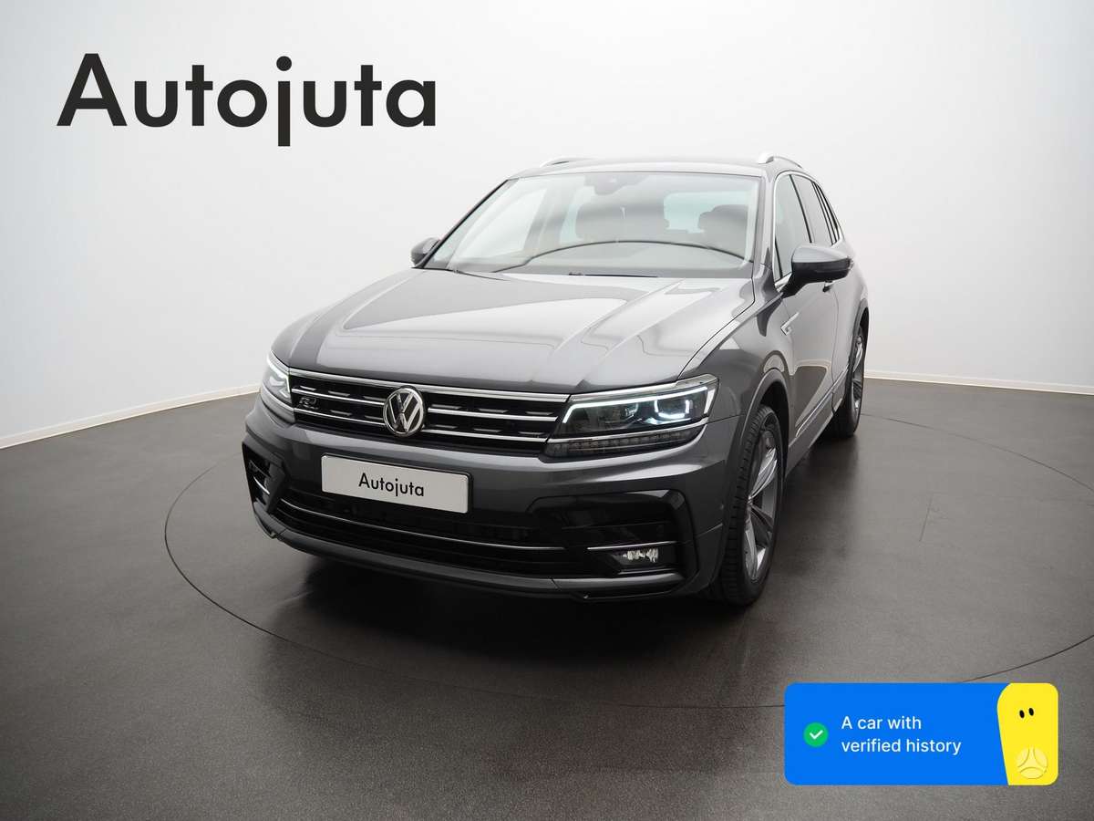 Volkswagen Tiguan - 1