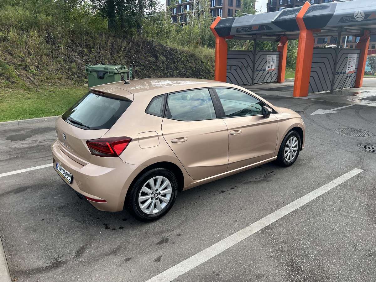 SEAT Ibiza - 5