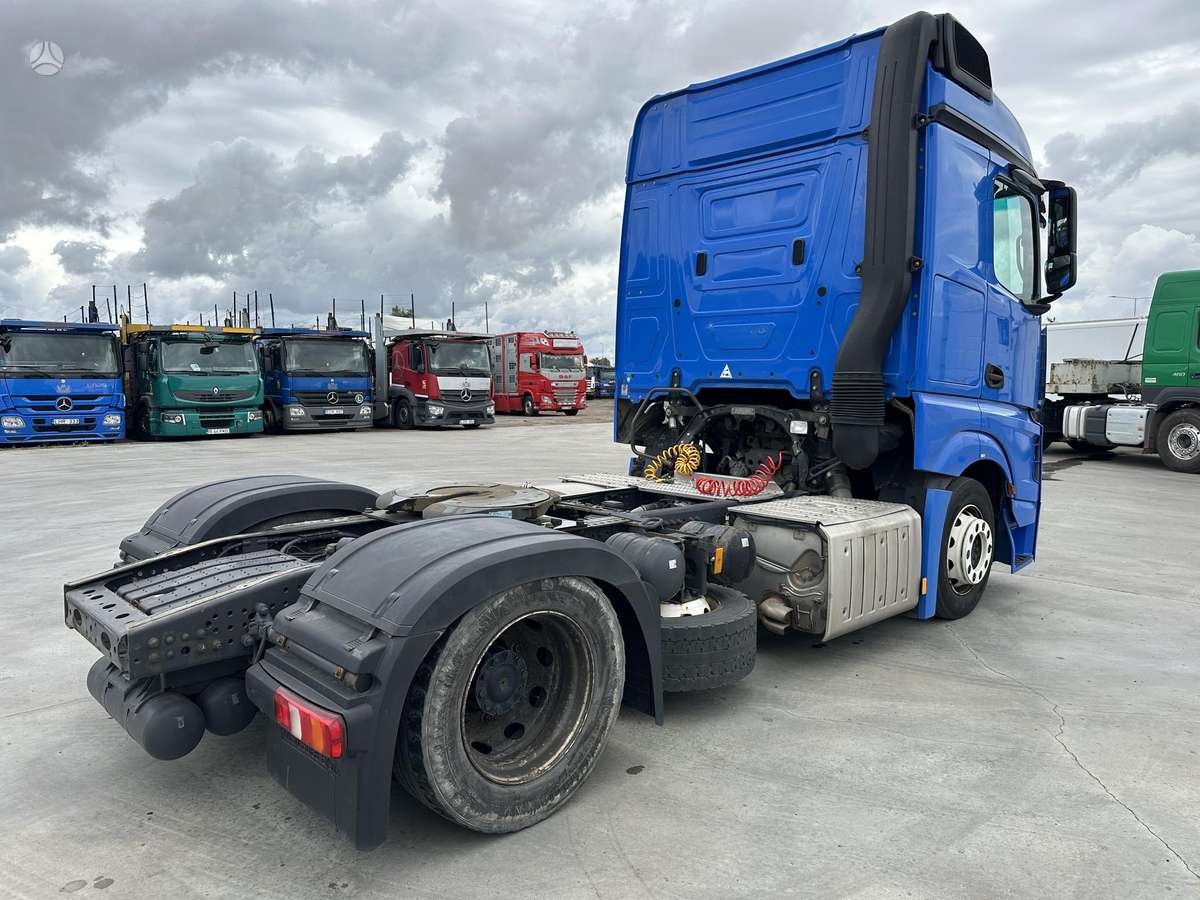 Mercedes-Benz Actros, double sleeper