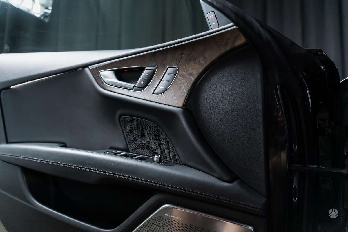 Audi S7, 4.0 l., Седан
