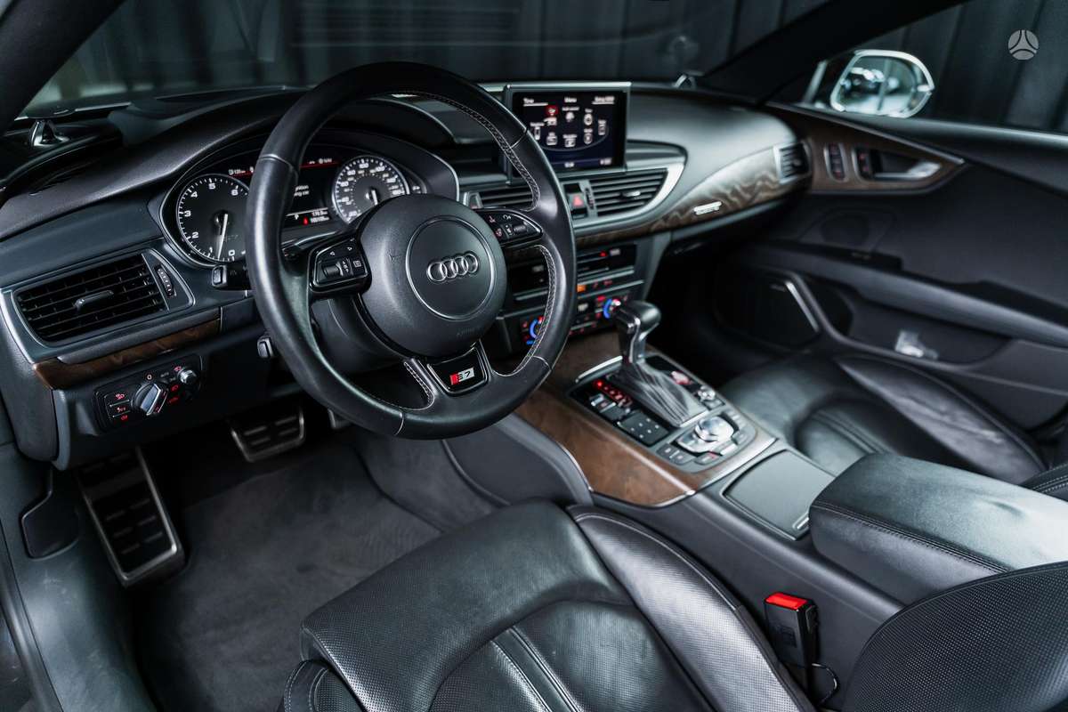 Audi S7, 4.0 l., Седан