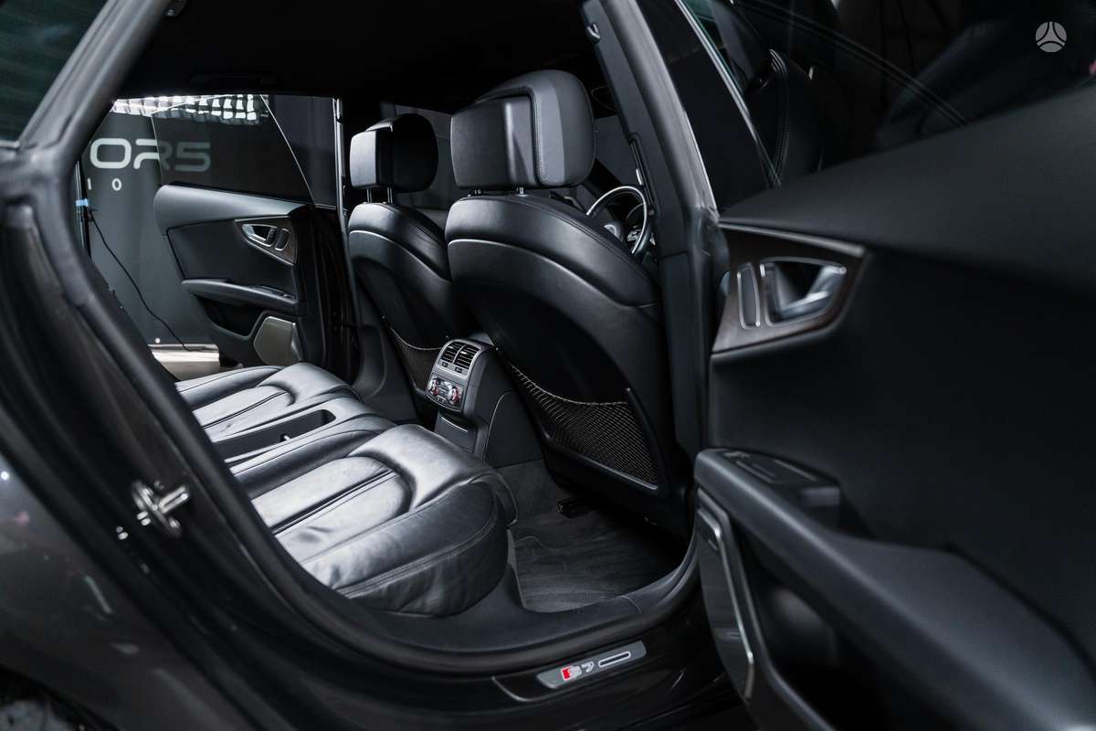 Audi S7, 4.0 l., Седан