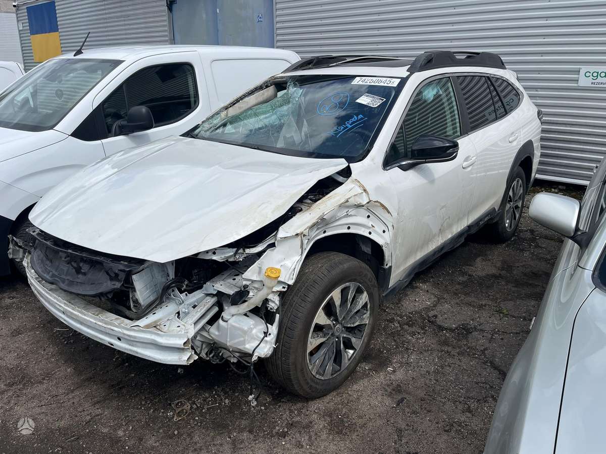 Subaru Outback - 3